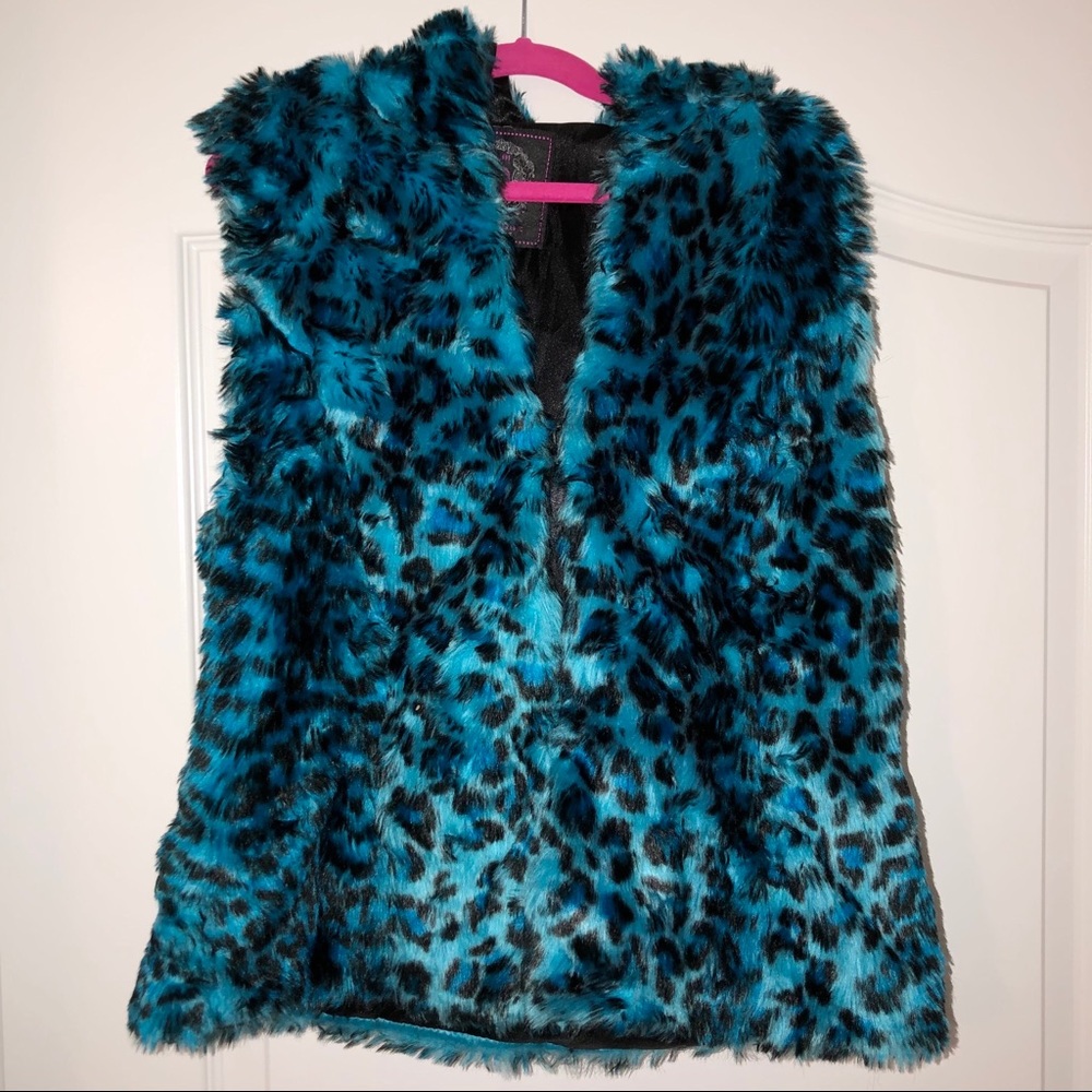 Girls Cheetah Print Faux Fur Hooded Vest